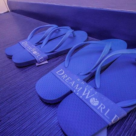 Hotel Dream World Araneta Cubao Quezon City Buitenkant foto